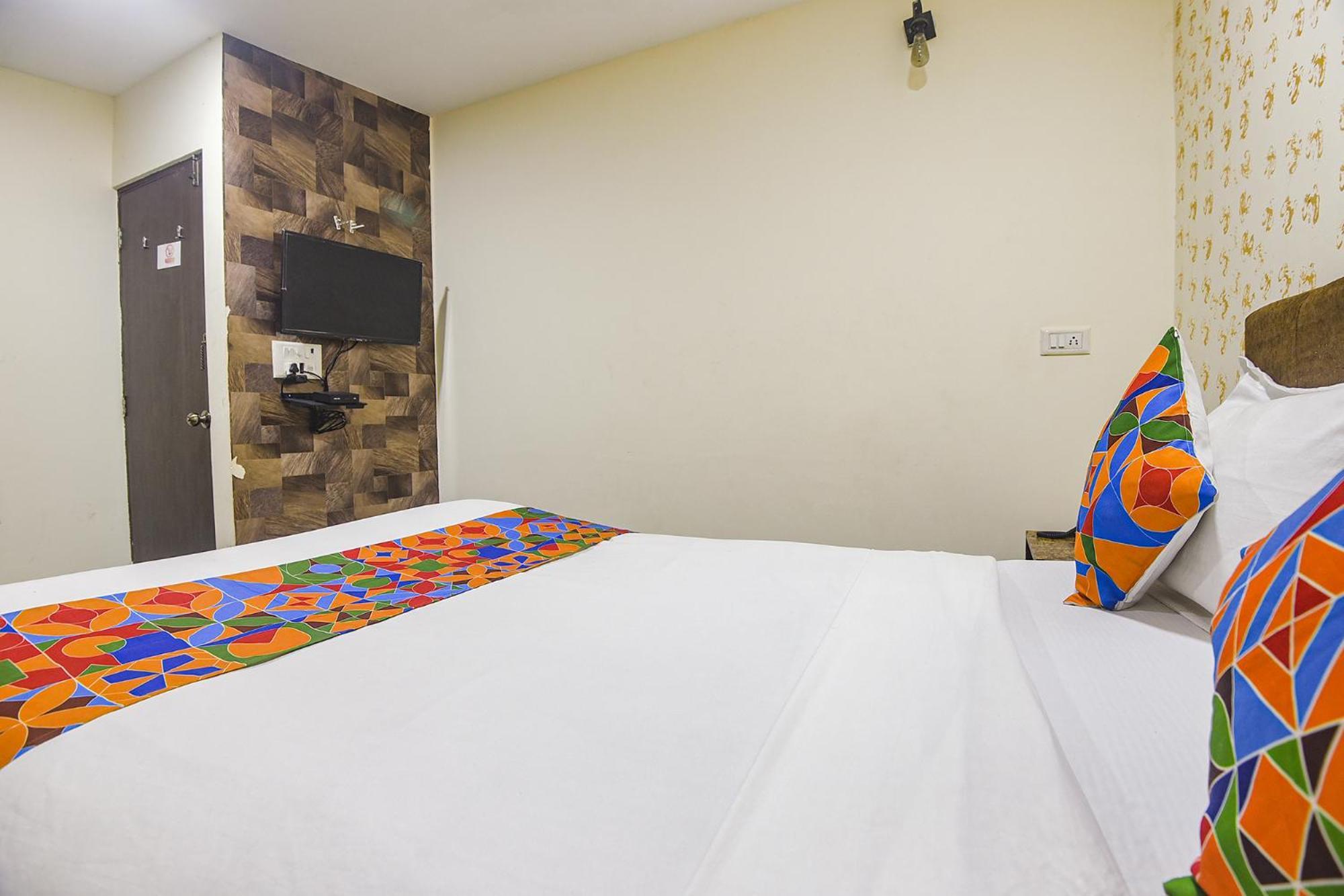 Fabhotel Rj 18 Beach Resort - Nr Baga Beach Экстерьер фото