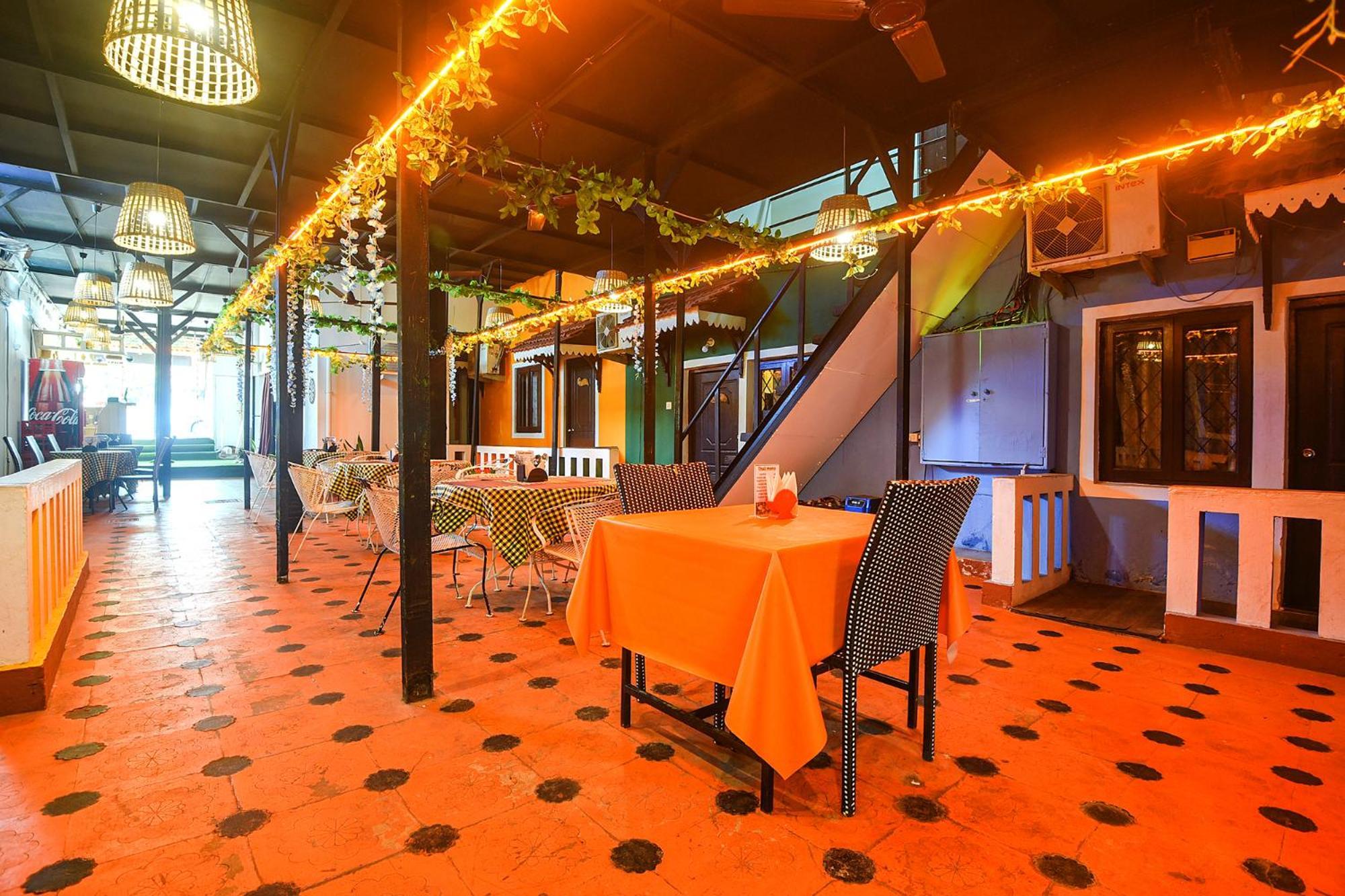 Fabhotel Rj 18 Beach Resort - Nr Baga Beach Экстерьер фото