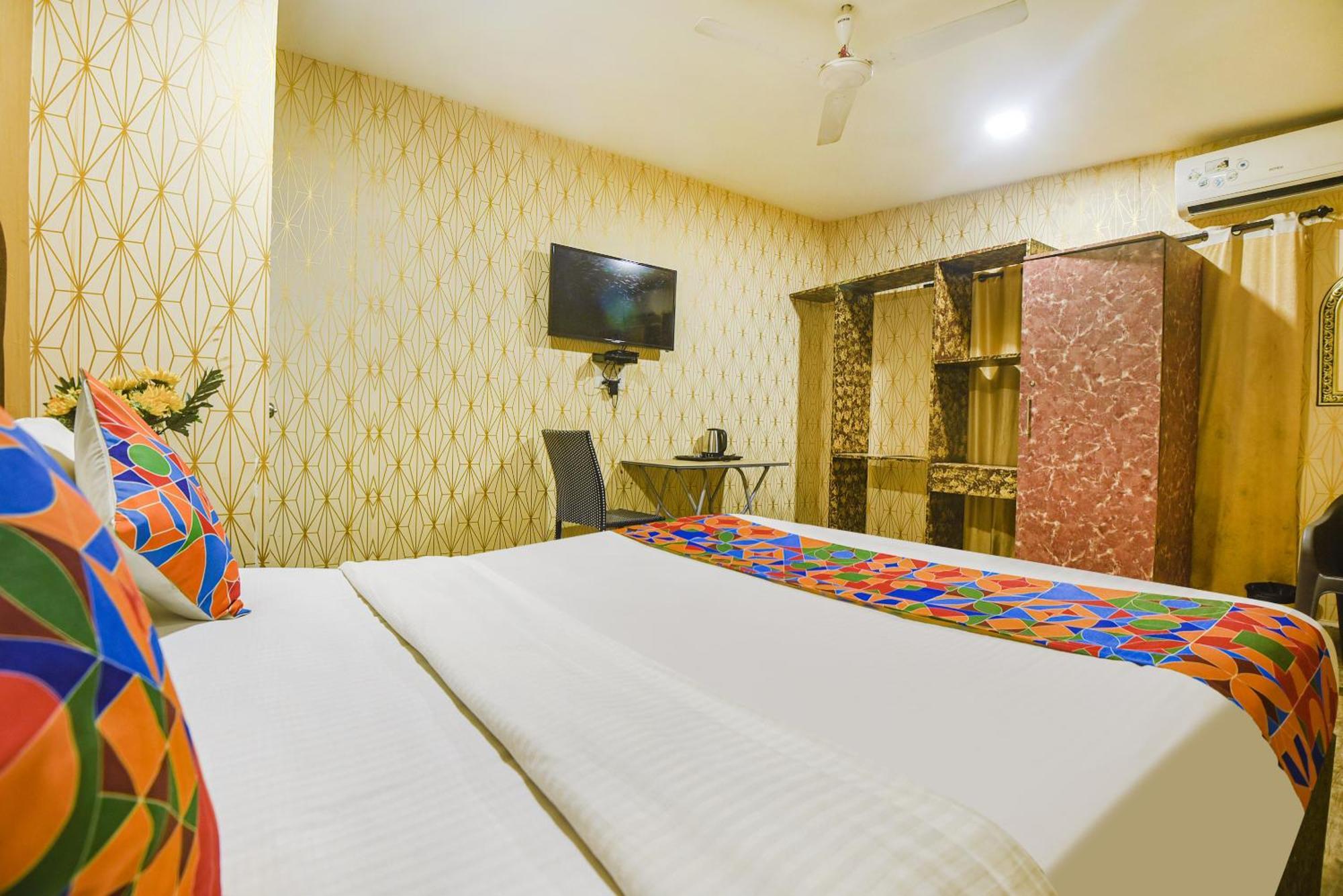 Fabhotel Rj 18 Beach Resort - Nr Baga Beach Экстерьер фото